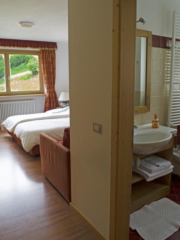 Bed and Breakfast Baita Scaia Коґоло Номер фото