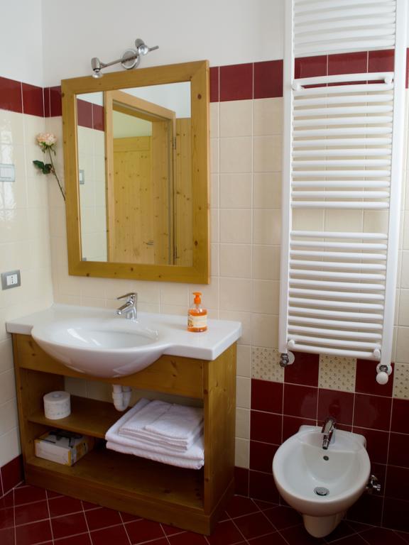 Bed and Breakfast Baita Scaia Коґоло Номер фото